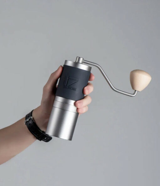 1zpresso jx coffee grinder in hand