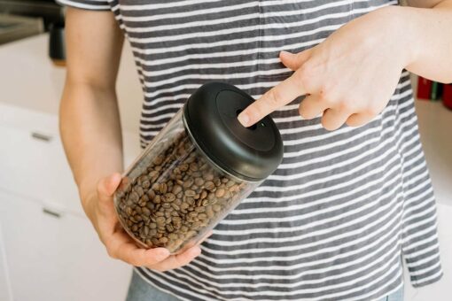 fellow atmost vacuum canister button