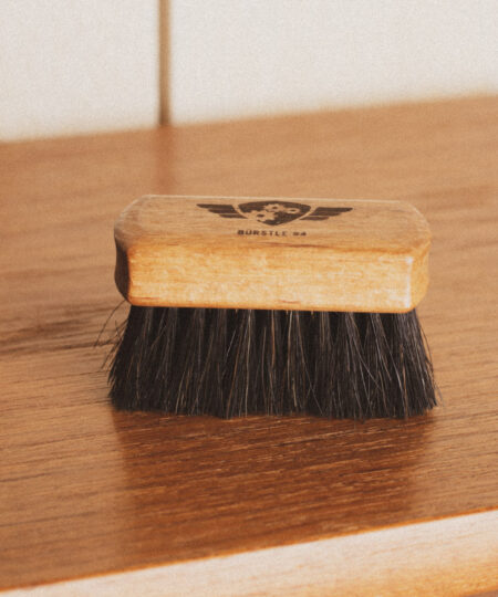 comandante brush 4 clean