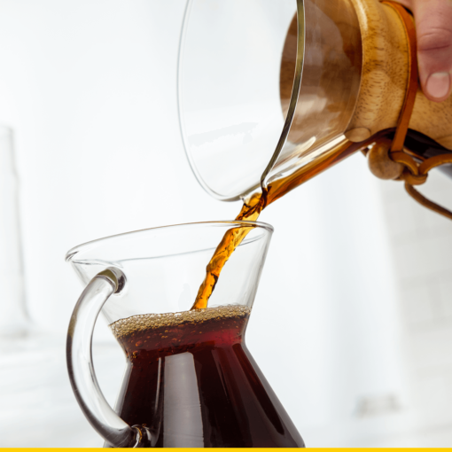 chemex glass mug pouring