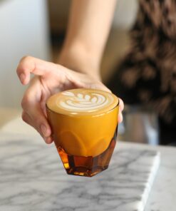 vero_amber_capp_ls_barista