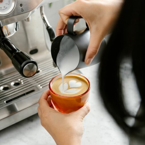 vero_cappuccino_rose_lifestyle_latteart