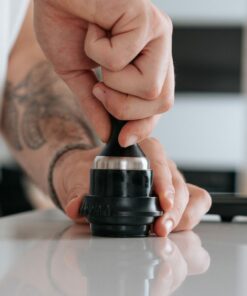 Flair classic manual espresso maker tamping