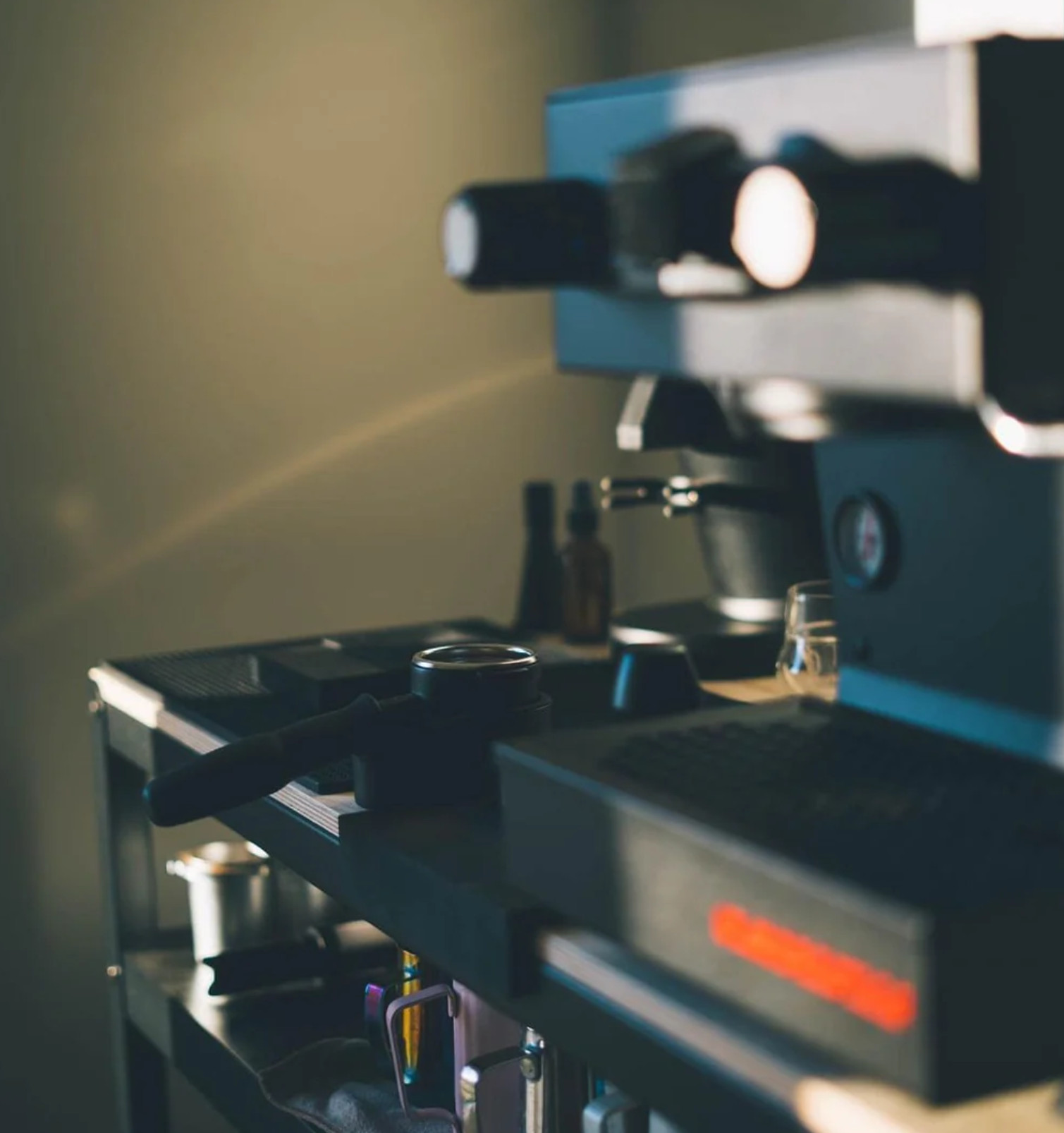 normcore portafilter stand home barista