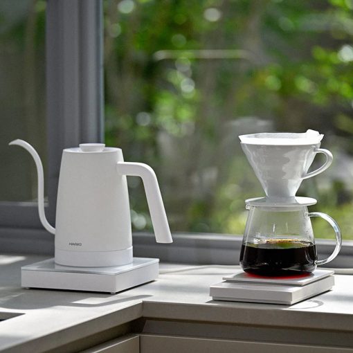 Hario Lyra Electric Pouring Kettle - Image 3
