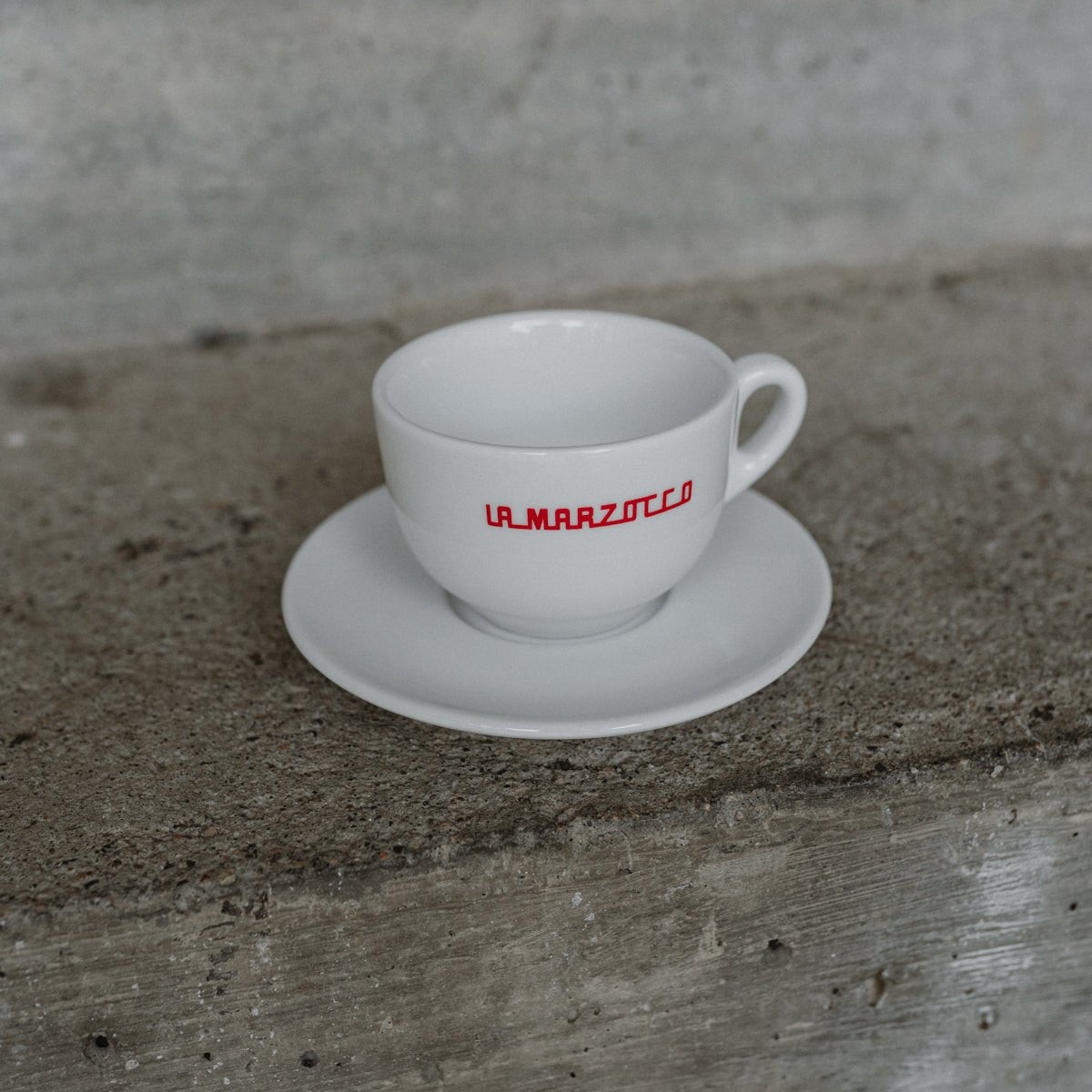 La Marzocco Linea cappuccino cup, second view